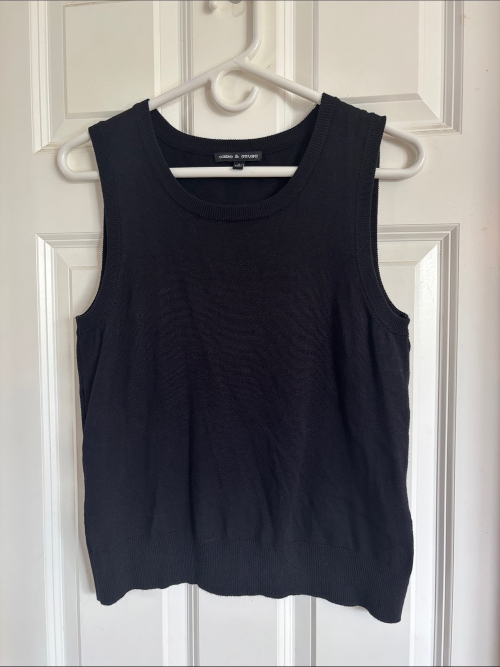 Cable & Gauge Black Ribbed Sleeveless Knit Tank